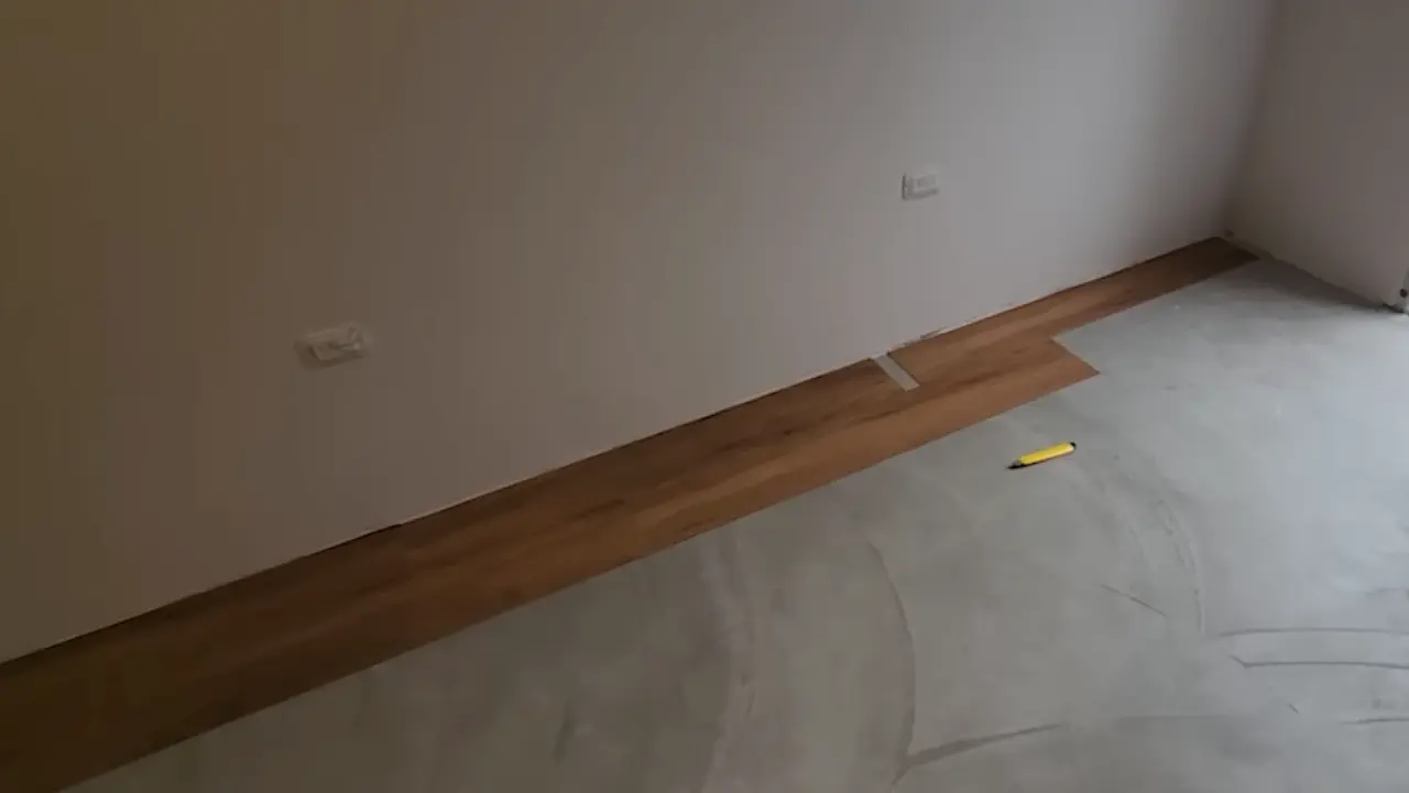 instalação de piso vinílico do meu quarto